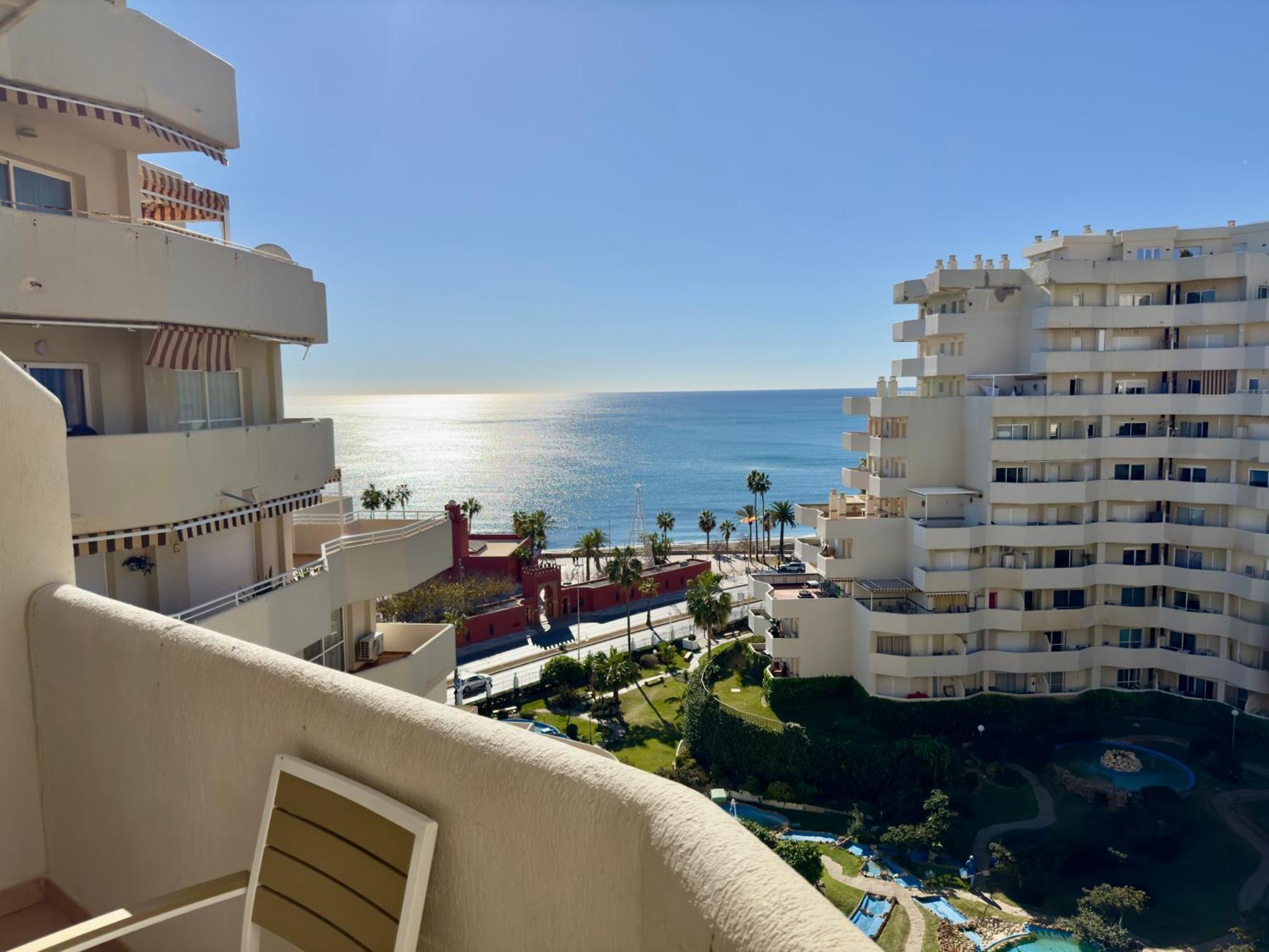 G&G Benalbeach Mediterranean Views 베날마데나코스타 외부 사진
